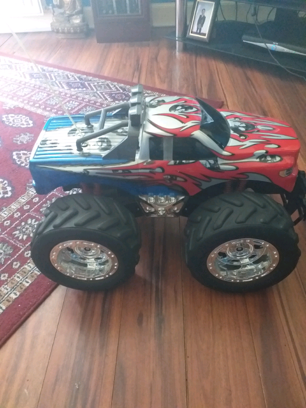 eztec monster truck